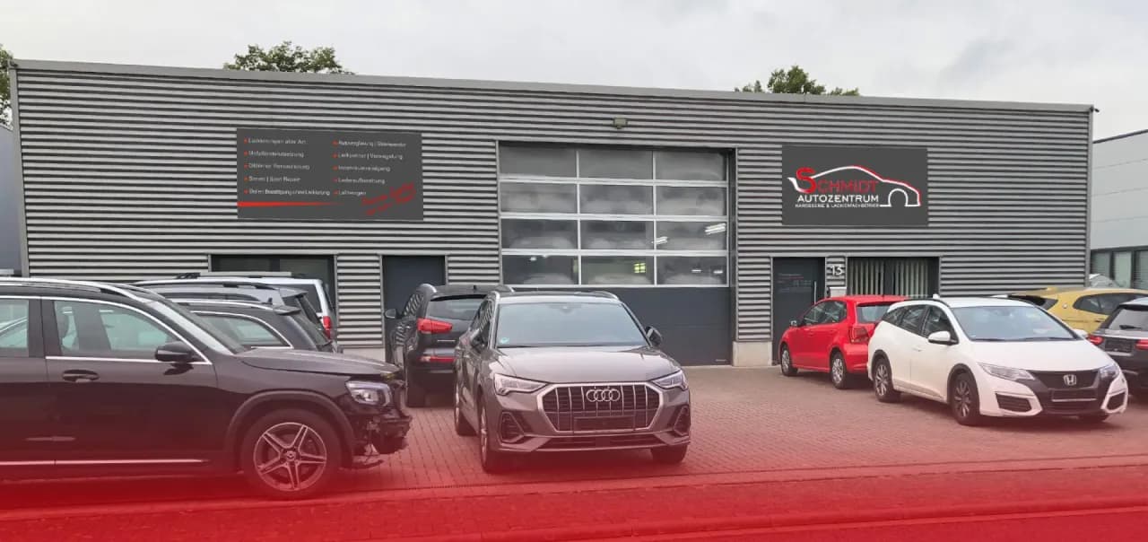 Schmidt Autozentrum Karosserie & Lackierfachbetrieb für sorgenfreie Reparaturen